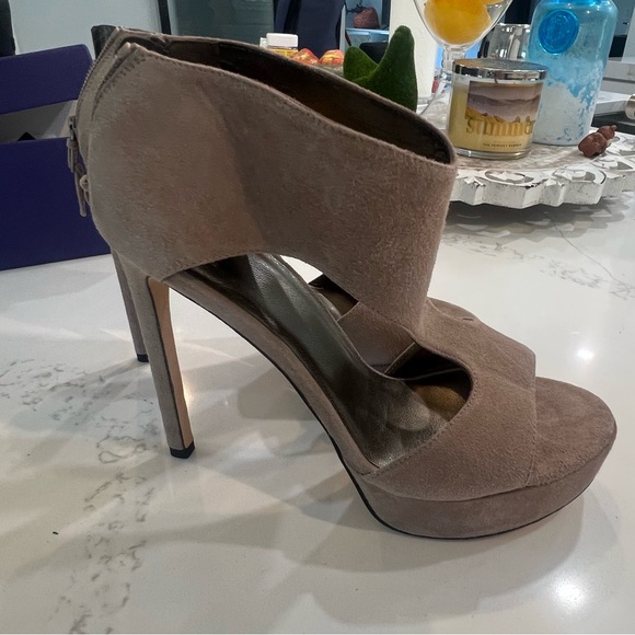 Stuart Whitman suede pumps - Picture 3 of 11
